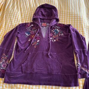 Johnny Was Purple large embroidered jogger and top